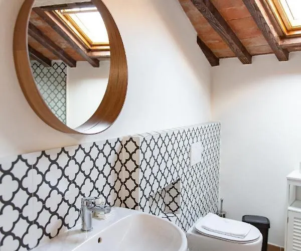 Large 2br Near Piazza San Marco Apartamento *