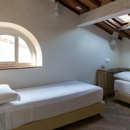Large 2br Near Piazza San Marco Appartement